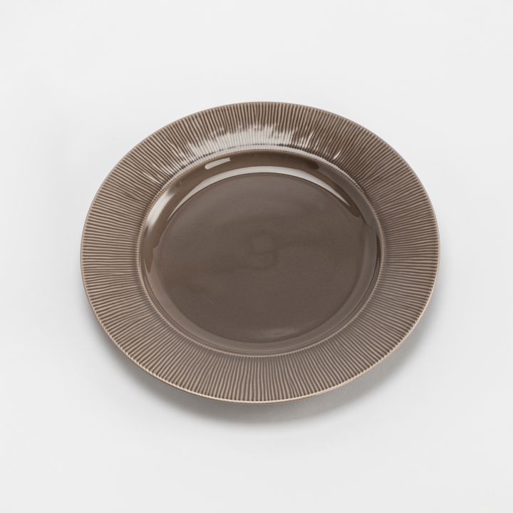 צלחת עיקרית אוסקה