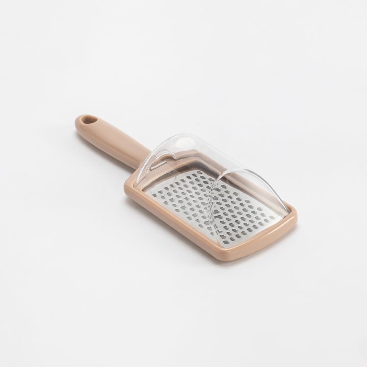 מגרדת וקופסה