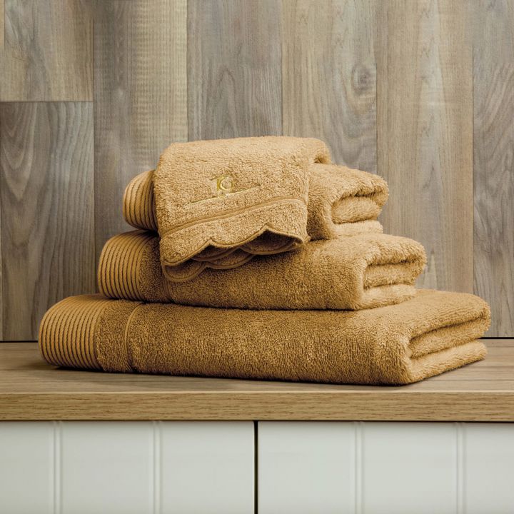 מגבת כותנה סרוקה TULIP’S GALLERY