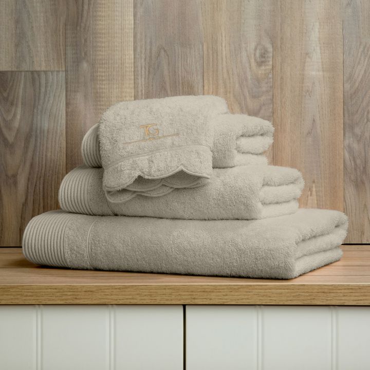 מגבת כותנה סרוקה TULIP’S GALLERY