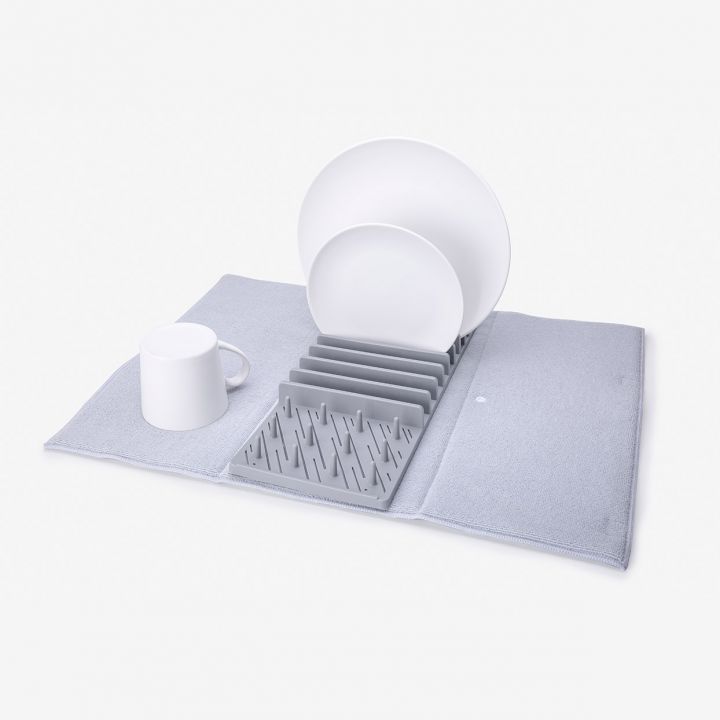 משטח בד ומתקן לייבוש כלים