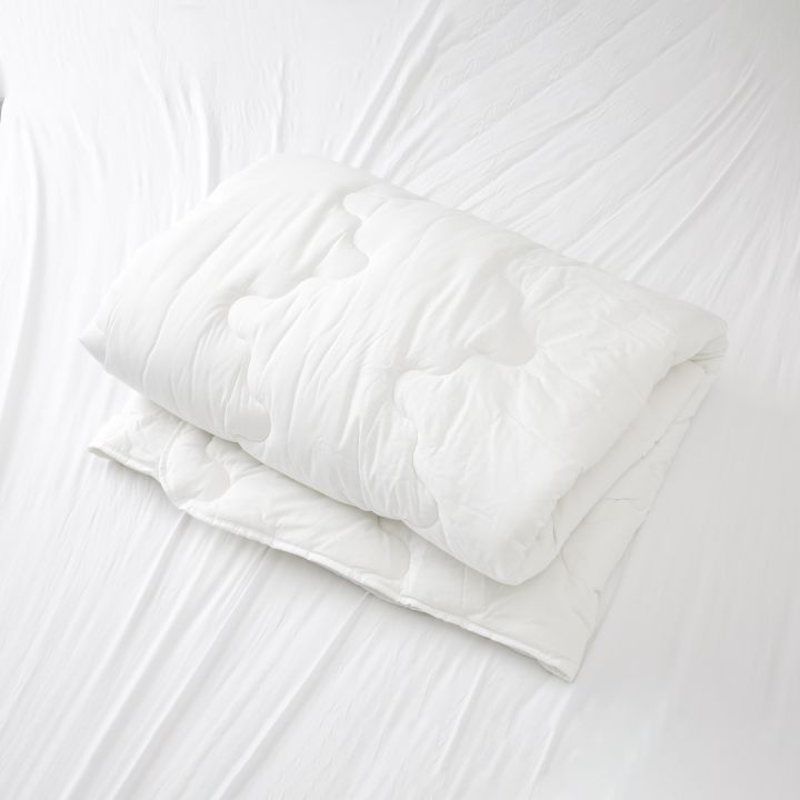 שמיכת פוך במילוי סיבי הולופיל