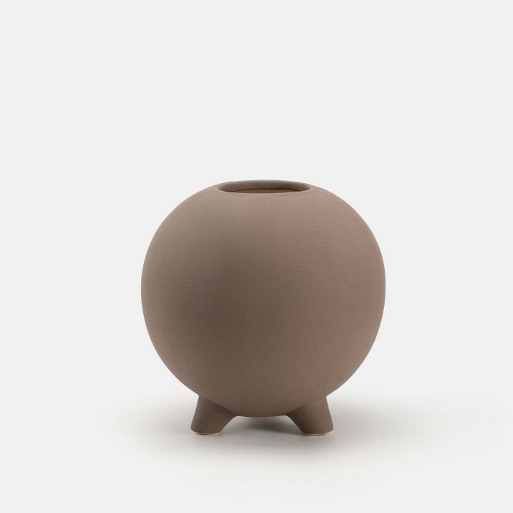 אגרטל ניקולס