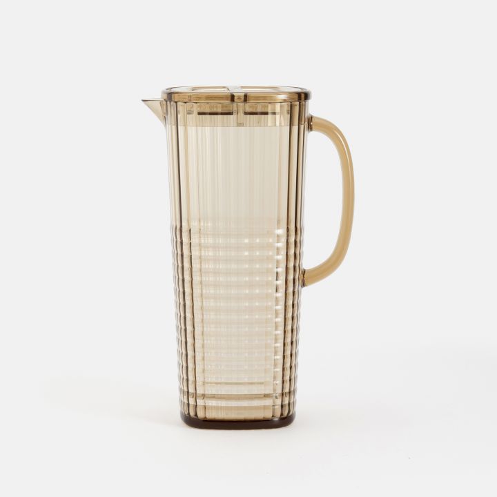 קנקן פלסטיק קוודרנט