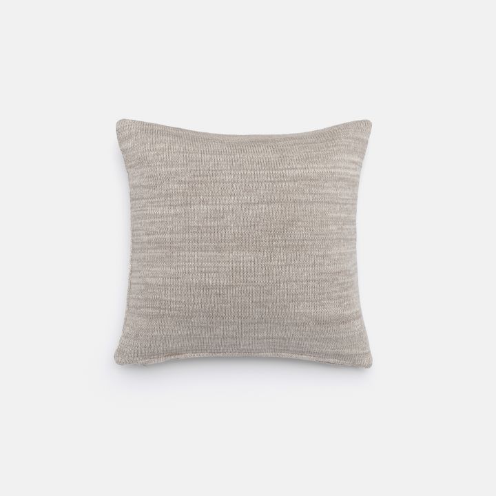 כרית נוי קרולין