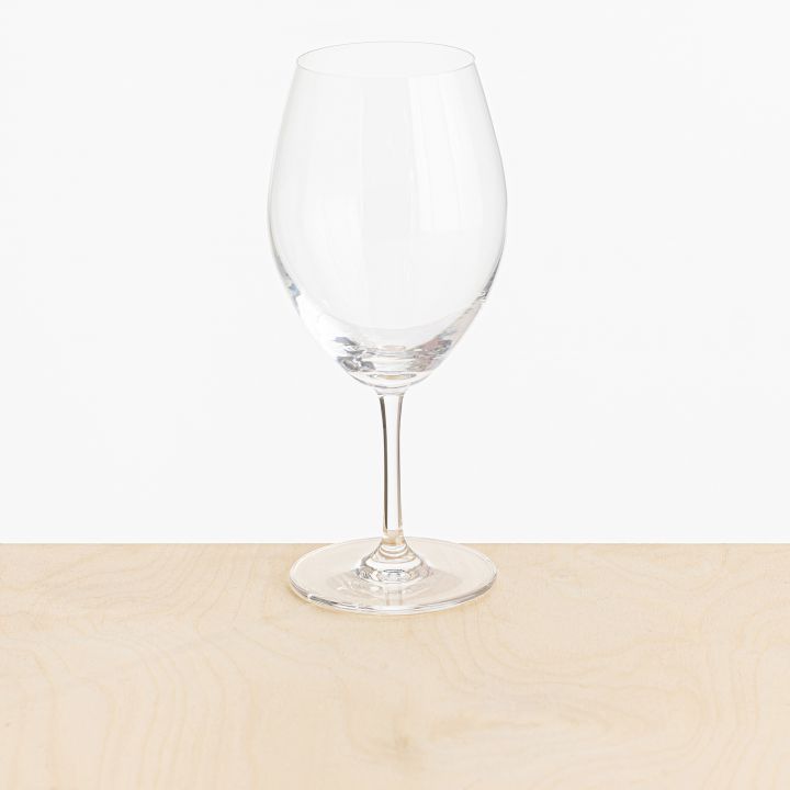 כוס יין אדום סרינה