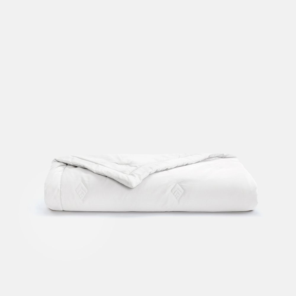 שמיכת סאטן לי