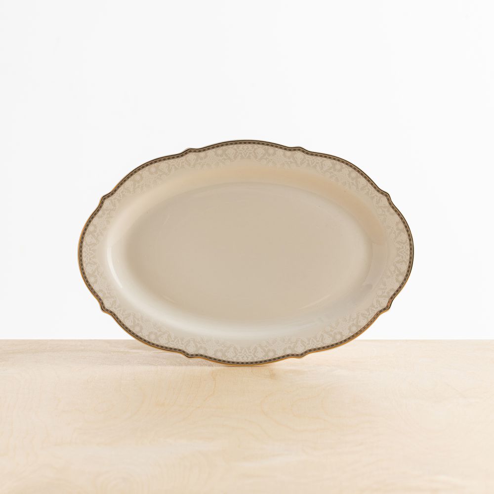 צלחת פורצלן להגשה אדריאנה