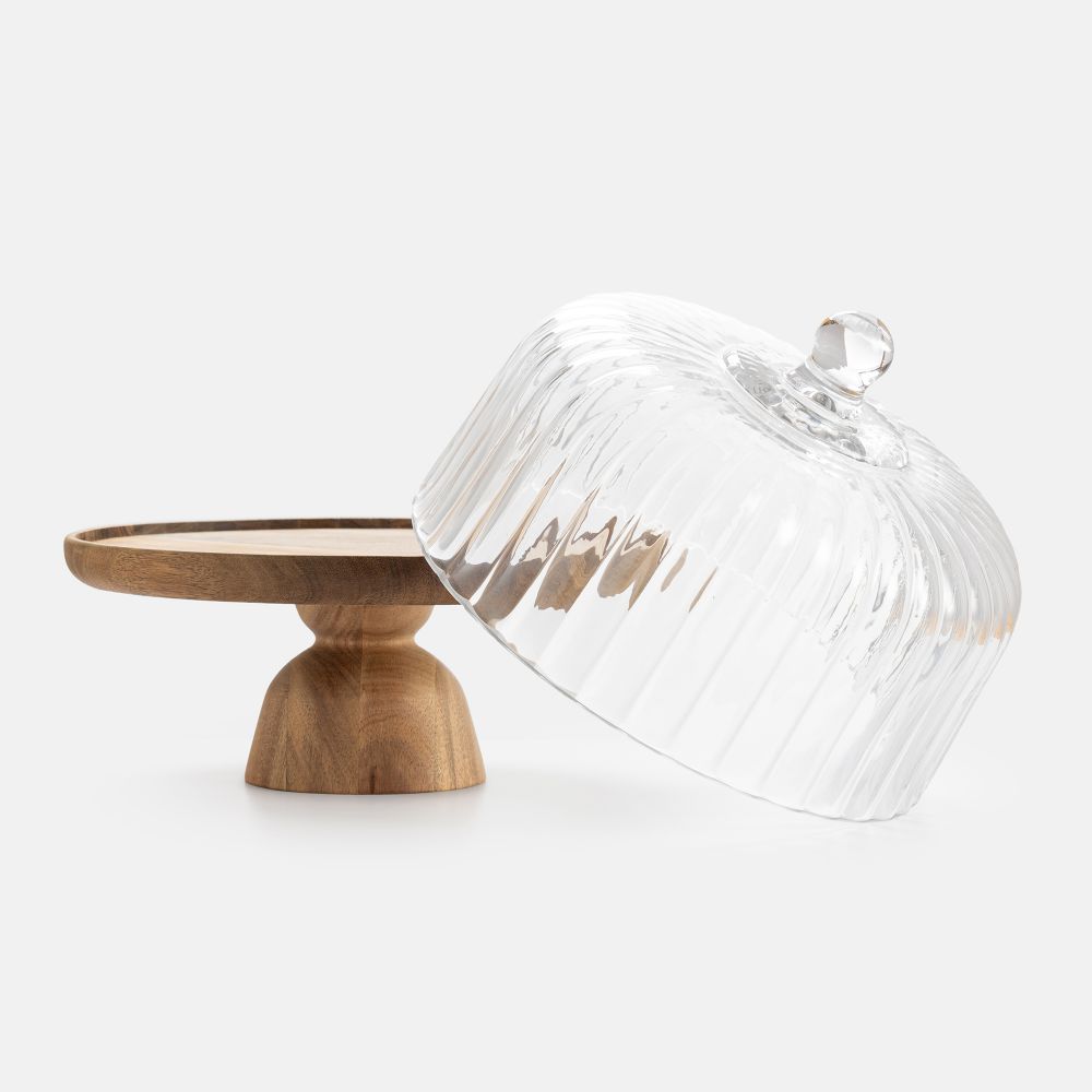 מעמד לעוגה אמיליה