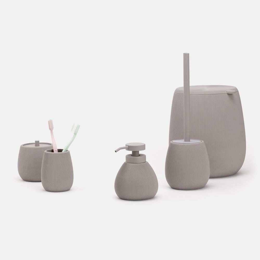 פח אשפה בג’ה