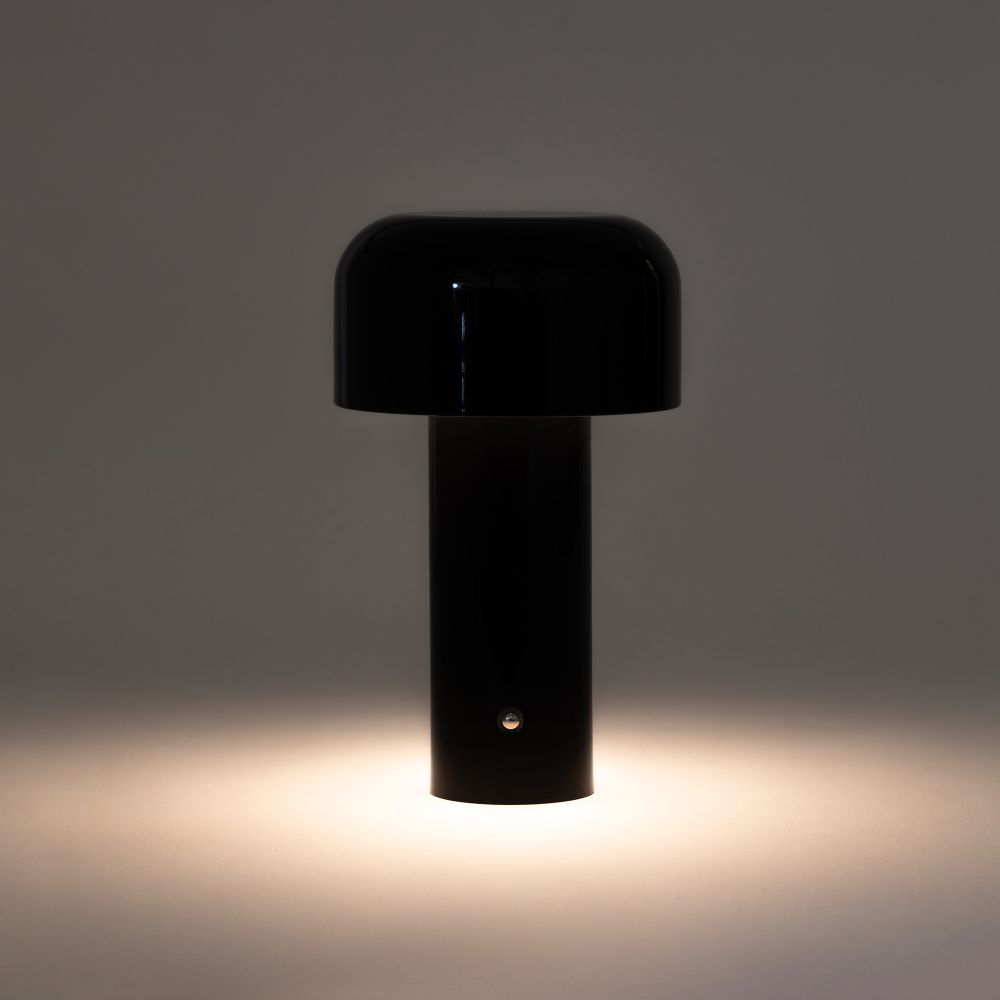 מנורת שולחן רום