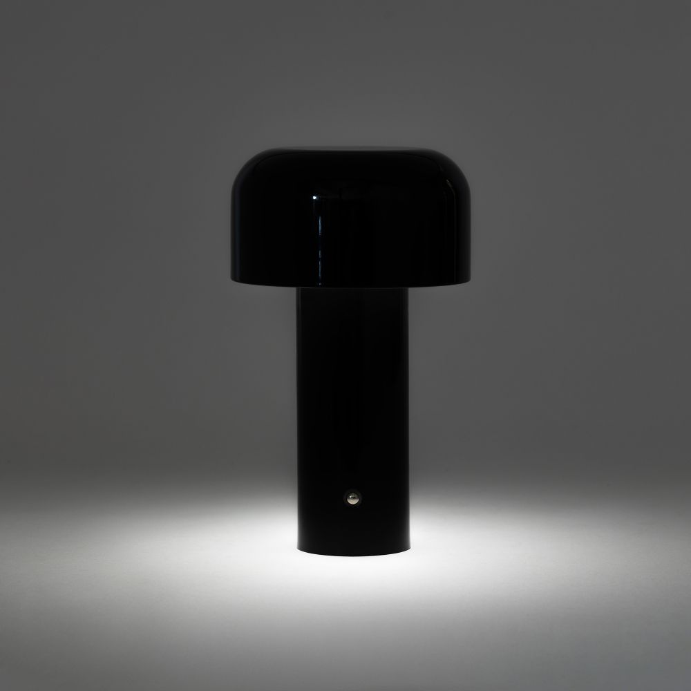 מנורת שולחן רום