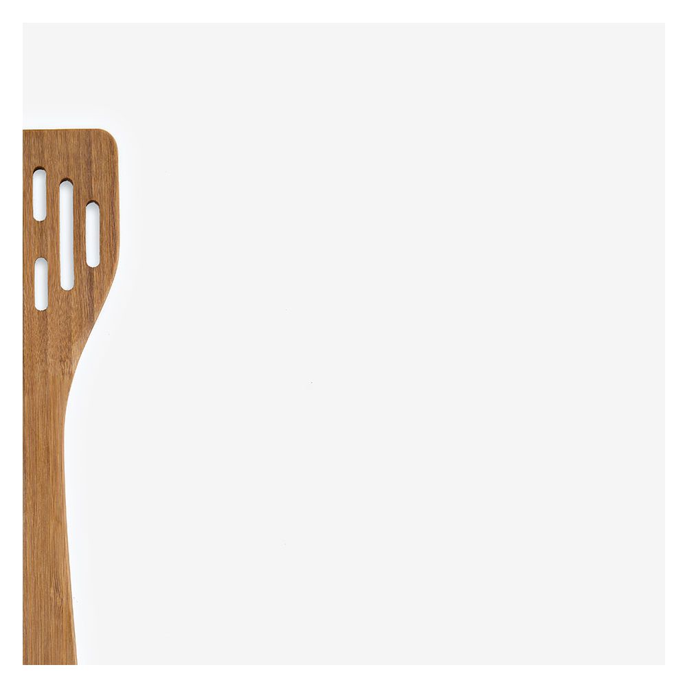 תרווד במבוק