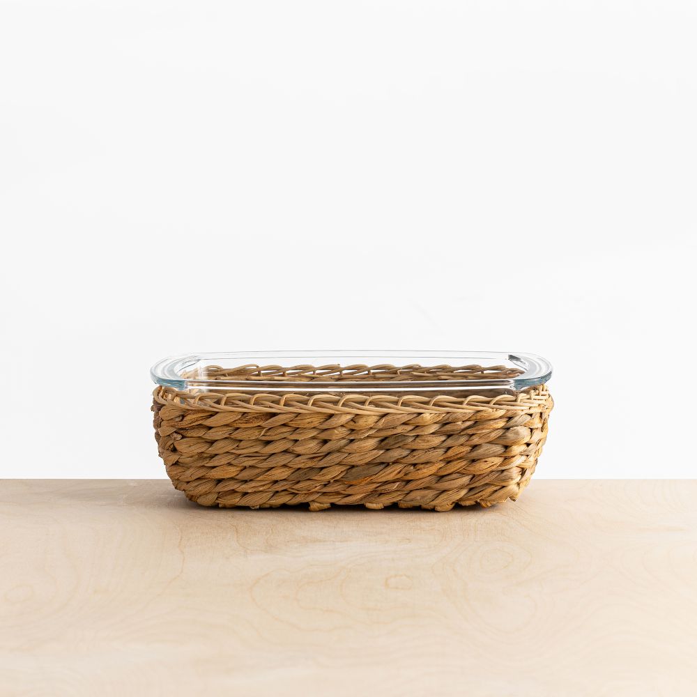 תבנית אינגליש קייק עם תחתית קש