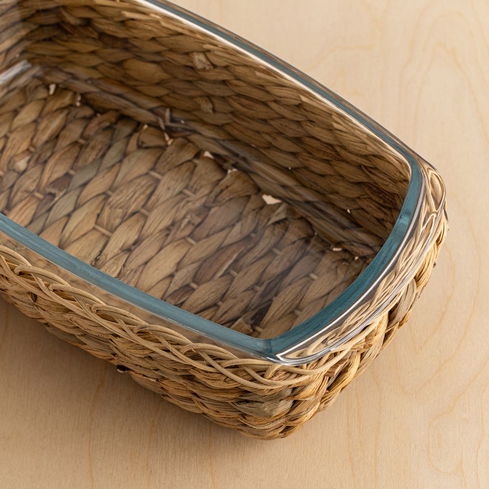 תבנית אינגליש קייק עם תחתית קש