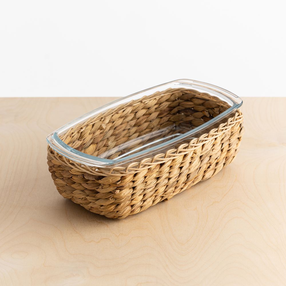 תבנית אינגליש קייק עם תחתית קש