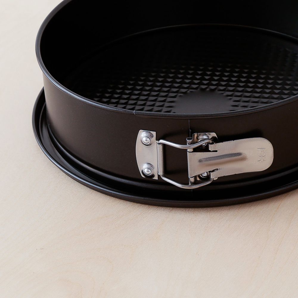 תבנית קפיץ טורטה