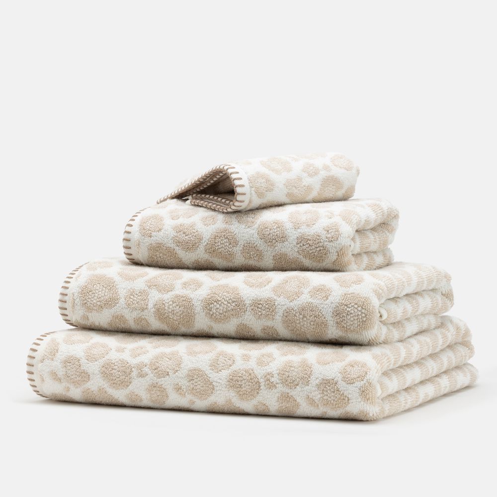 מגבת ג’קארד לולה