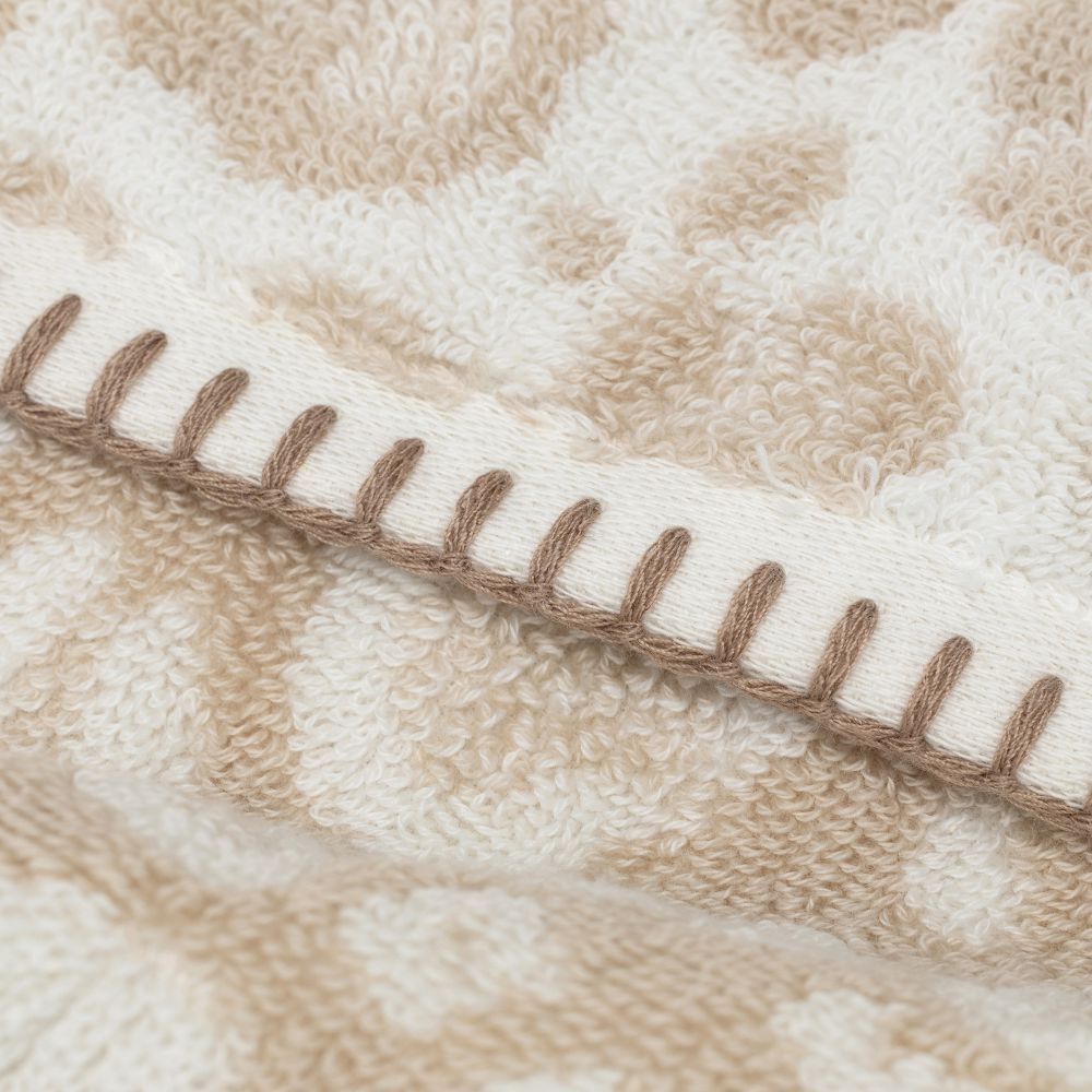 מגבת ג’קארד לולה