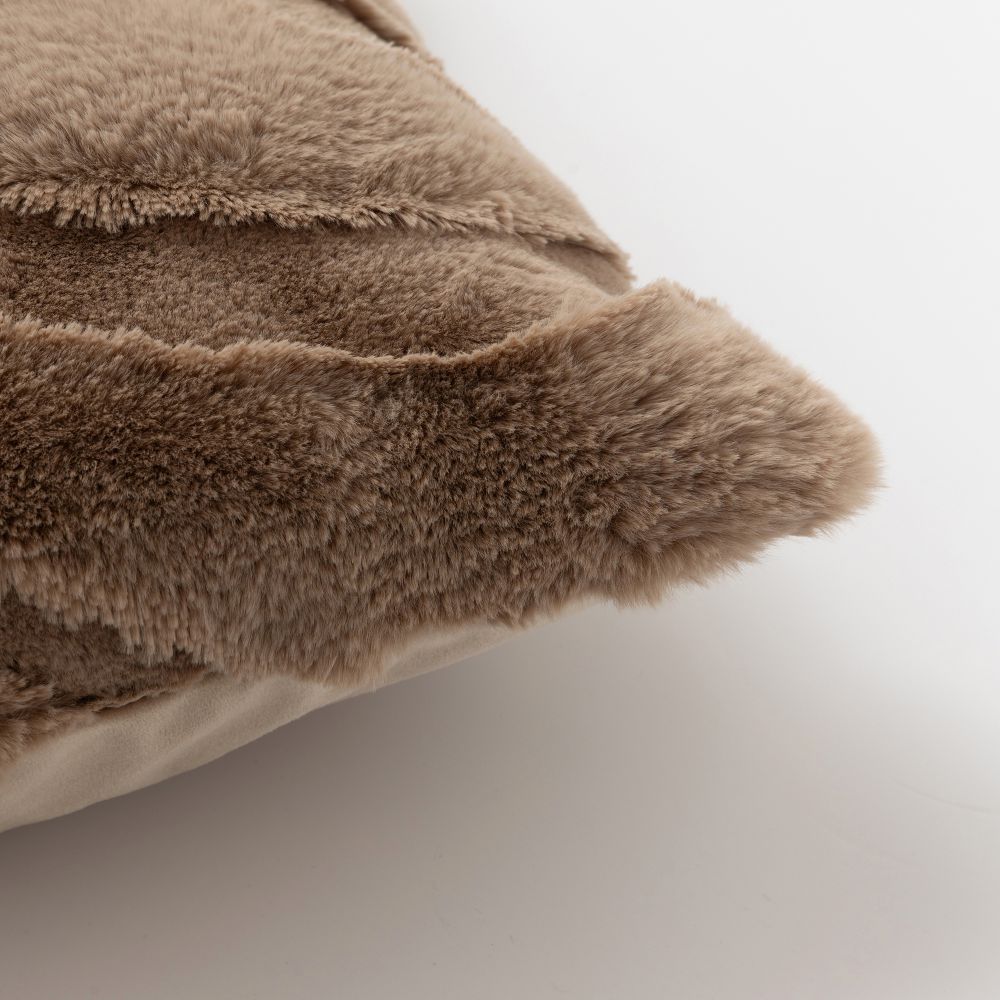 כרית נוי דר