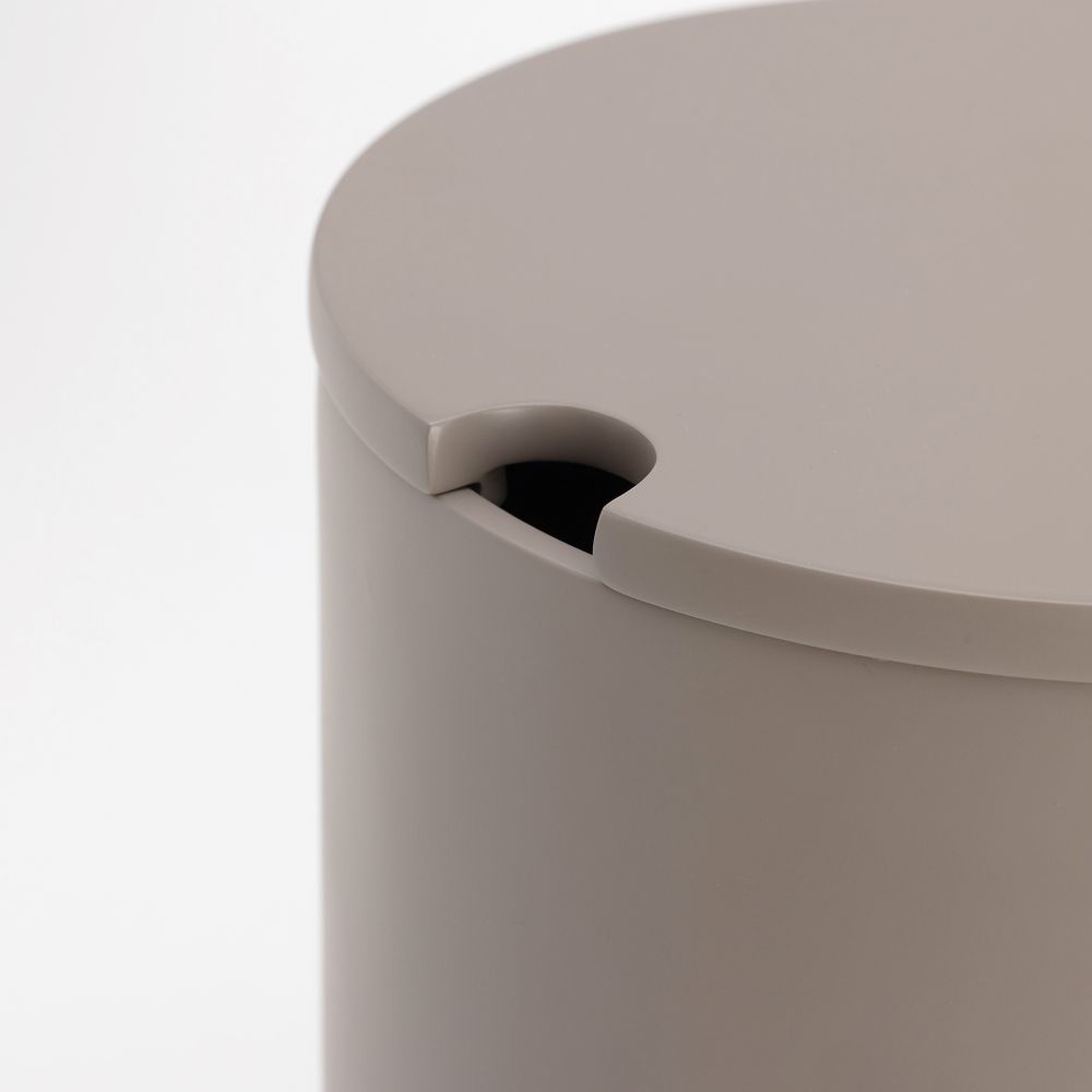 פח אשפה פתי