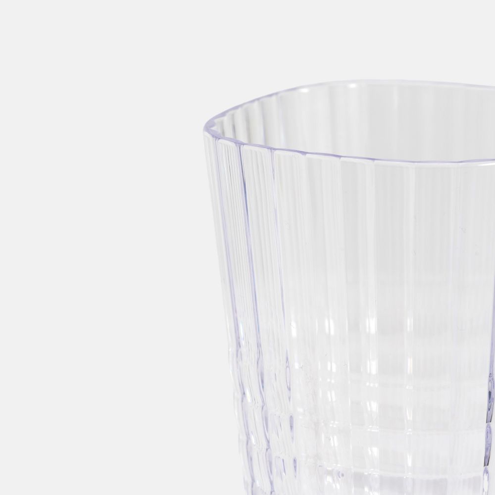 כוס פלסטיק קוודרנט