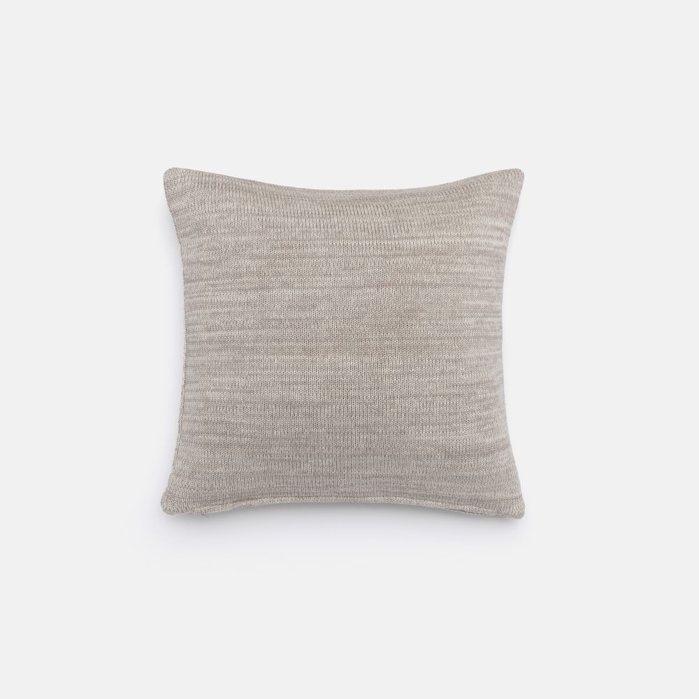 כרית נוי קרולין