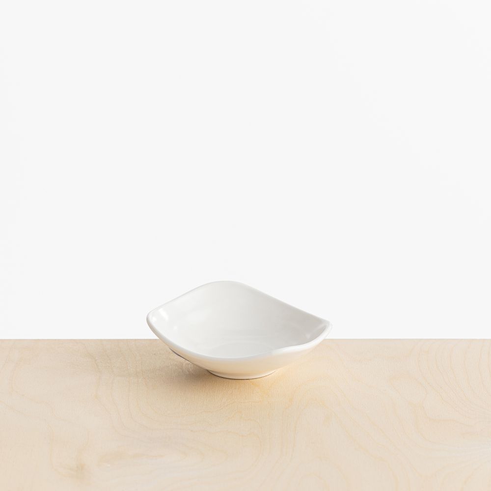 צלוחית פוצלן להגשה קאליה