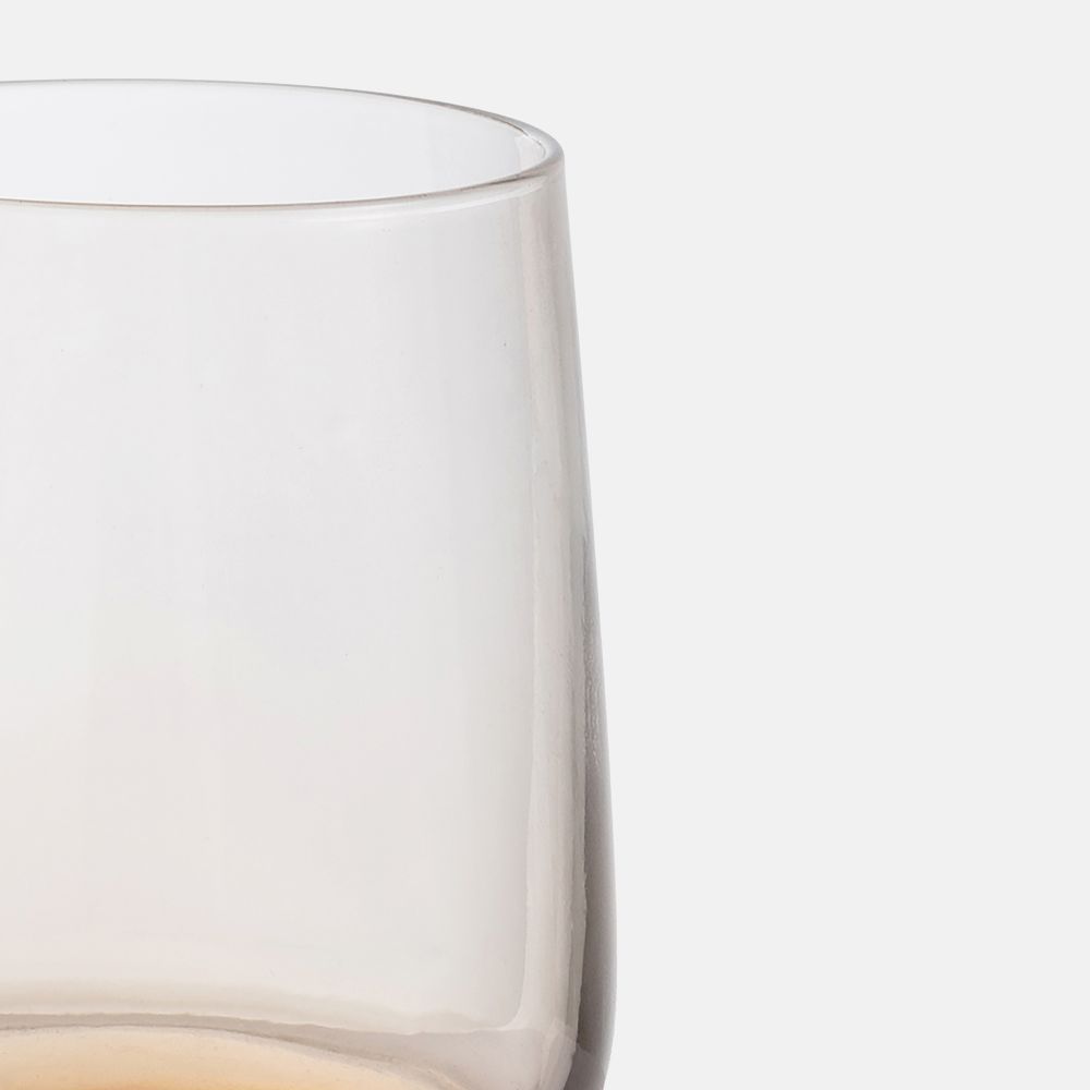 כוס שתייה בורנאו