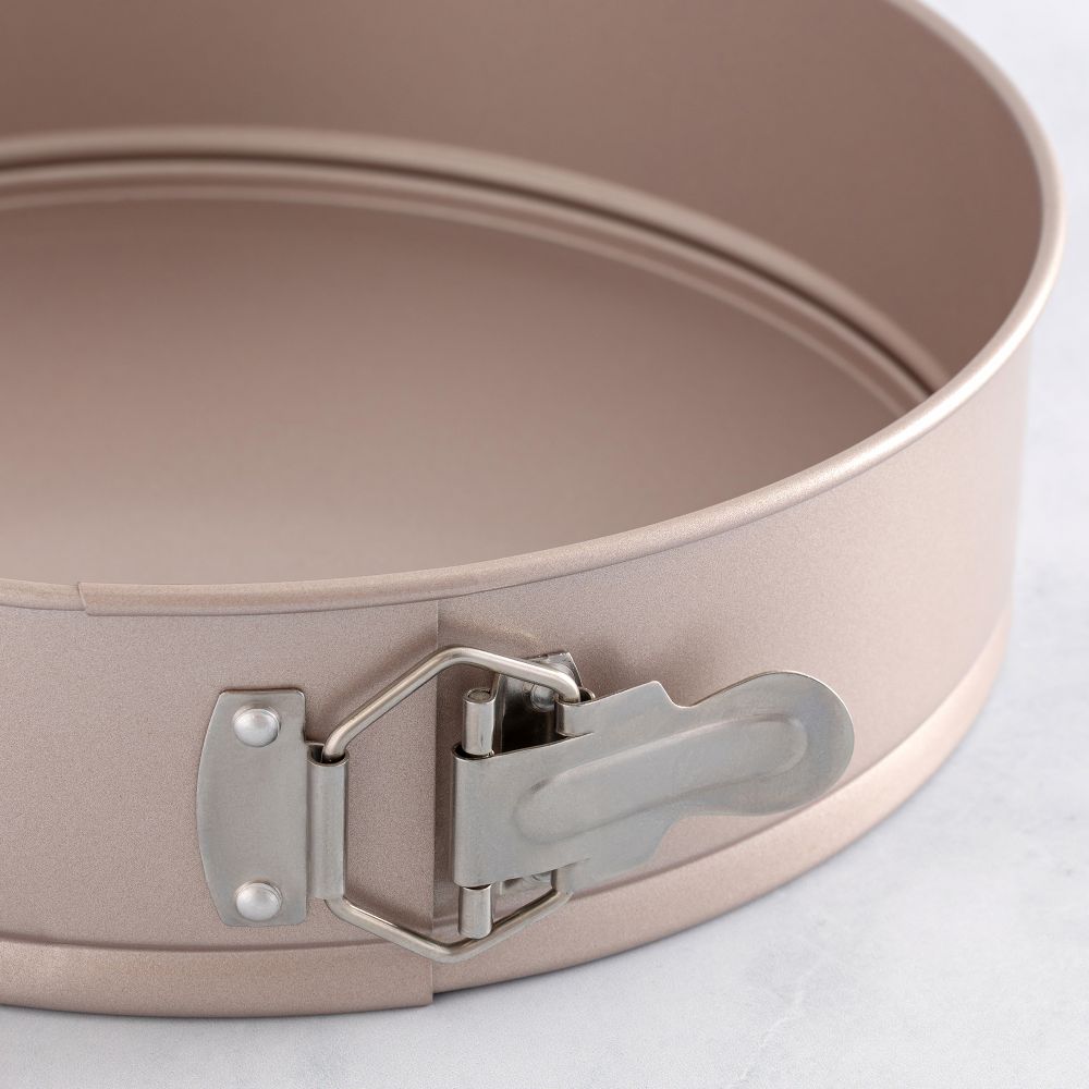 תבנית קפיץ FOODY