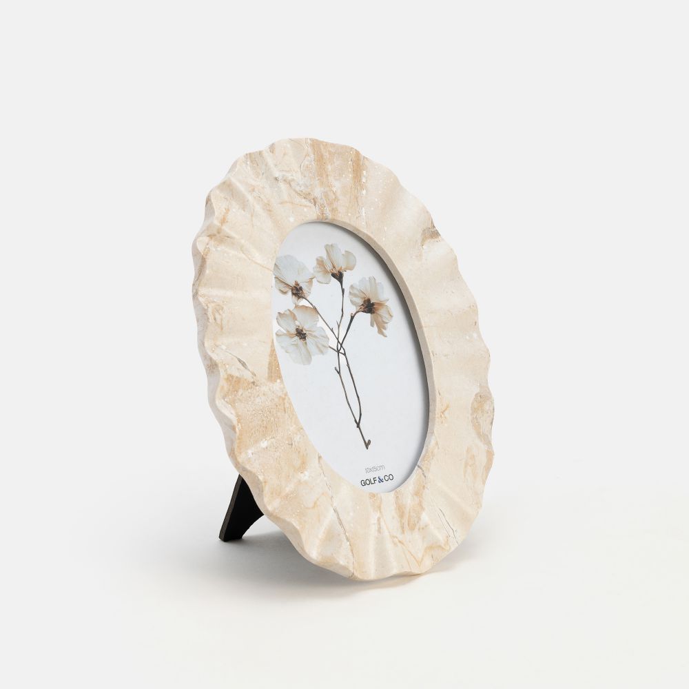 מסגרת עגולה רוקה