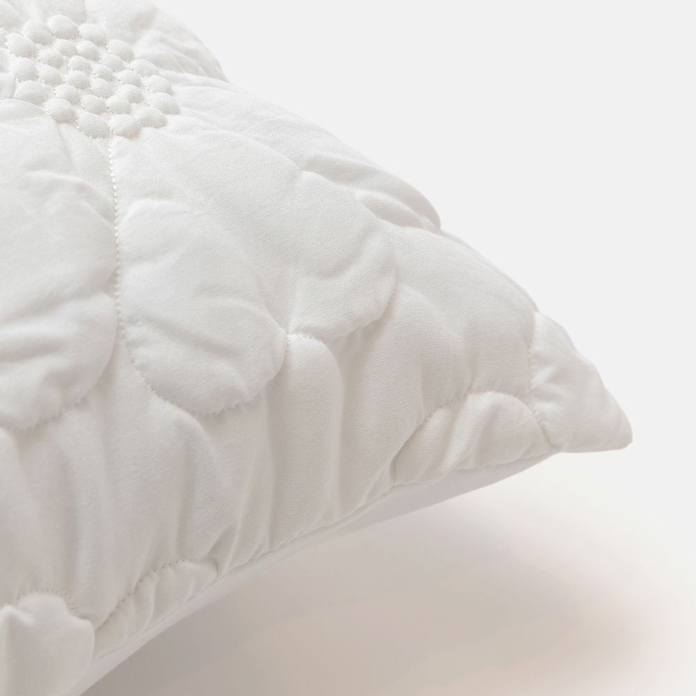 כרית נוי מרי