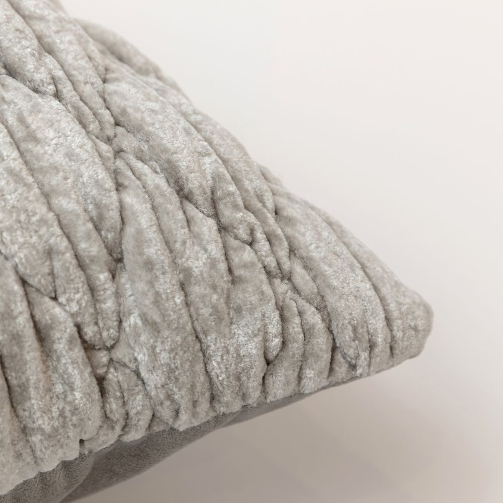 כרית נוי קארן