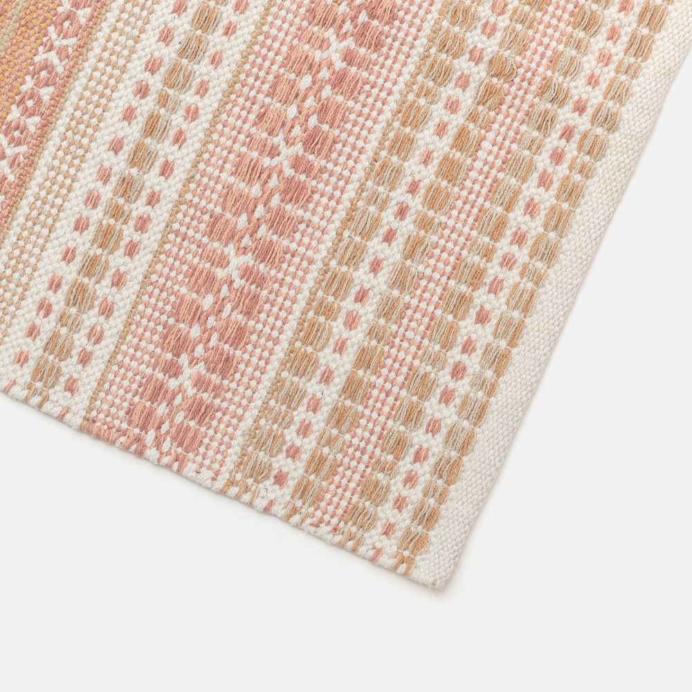 שטיח נוי קמילה